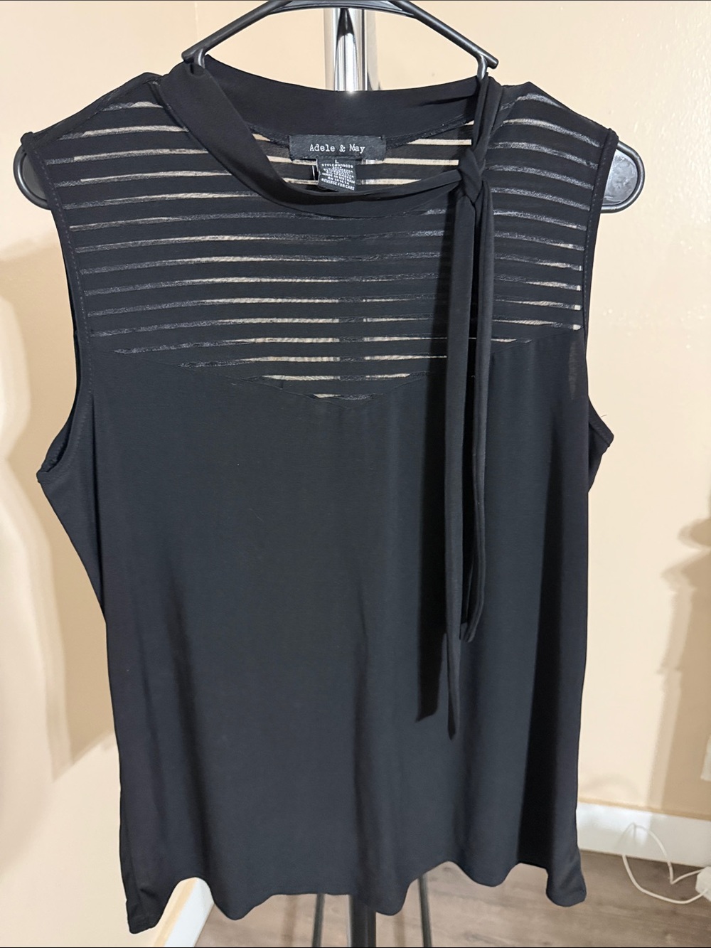 Black Sleeveless Tie-Neck Top